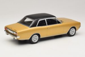 Opel Commodore A Beige MCG 1:18 MCG18559 Metal — billede 2 af 6