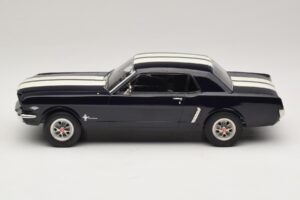 Ford Mustang Nightmist Blue Norev 1:18 182805 Metal — billede 3 af 6