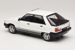 Renault 11 Turbo Hvid MCG 1:18 MCG18589 Metal — billede 5 af 6