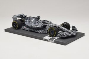 Alfa Romeo Orlen C42 R. Kubica Testing Barcelona 2022 Minichamps 1:18 117229988 Resin — billede 4 af 7