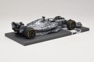 Alfa Romeo Orlen C42 V. Bottas Testing Barcelona 2022 Minichamps 1:18 117229977 Resin — billede 2 af 7