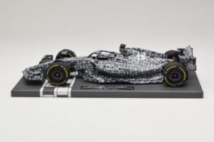 Alfa Romeo Orlen C42 V. Bottas Testing Barcelona 2022 Minichamps 1:18 117229977 Resin — billede 3 af 7
