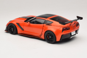 Chevrolet Corvette C7 ZR1 Rød IXO 1:18 U18RDC001-FO Metal — billede 7 af 8