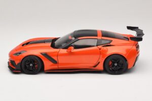 Chevrolet Corvette C7 ZR1 Rød IXO 1:18 U18RDC001-FO Metal — billede 4 af 8