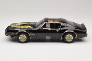Pontiac Firebird Trans Am Kill Bill Movie Greenlight 1:18 12951 Metal — billede 3 af 6