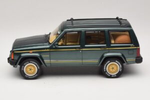 Jeep Cherokee XJ Limited Hunter Green Otto 1:18 OT1204 Resin — billede 3 af 6
