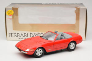 Ferrari 365 GTS/4 Spider Rød Techno Giodi 1:18 40028-P1 Metal — billede 8 af 8