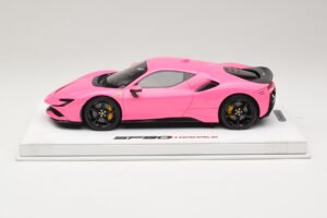 Ferrari SF90 Pack Fiorano Glans Qatar Pink BBR 1:18 RACELINE137 Resin — billede 3 af 7