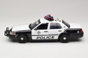 Ford Crown Victoria Police Interceptor The Hangover Movie Greenlight 1:18 12911 Metal — billede 3 af 6