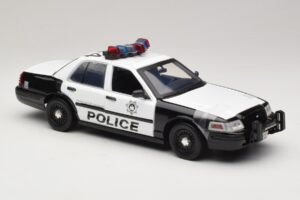 Ford Crown Victoria Police Interceptor The Hangover Movie Greenlight 1:18 12911 Metal — billede 4 af 6