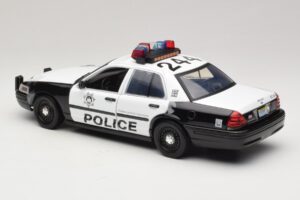 Ford Crown Victoria Police Interceptor The Hangover Movie Greenlight 1:18 12911 Metal — billede 5 af 6