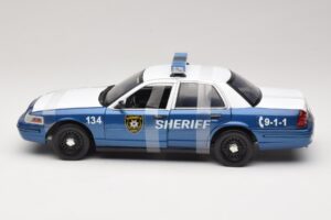 Ford Crown Victoria Police Interceptor The Walking Dead Greenlight 1:18 12957 Metal — billede 3 af 6