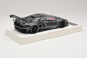 Lamborghini Aventador Liberty Walk TRON Glansfuld Sort JUC 1:18 J32-14 Resin — billede 2 af 7