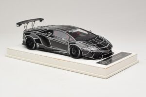Lamborghini Aventador Liberty Walk TRON Glansfuld Sort JUC 1:18 J32-14 Resin — billede 4 af 7