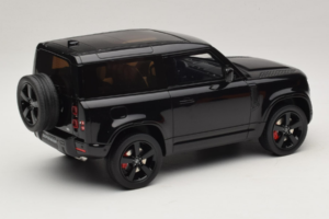 Land Rover Defender 90 L663 P400 X-Dynamic HSE Santorini Black GT Spirit 1:18 GT992 Resin — billede 2 af 6
