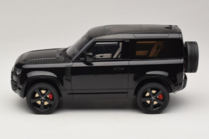Land Rover Defender 90 L663 P400 X-Dynamic HSE Santorini Black GT Spirit 1:18 GT992 Resin — billede 3 af 6