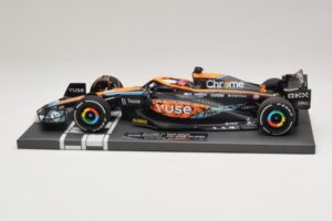 McLaren MCL36 #3 D. Ricciardo Abu Dhabi GP 2022 Minichamps 1:18 537224003 Resin — billede 3 af 7