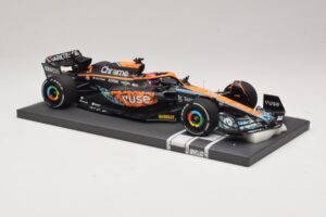 McLaren MCL36 #3 D. Ricciardo Abu Dhabi GP 2022 Minichamps 1:18 537224003 Resin — billede 4 af 7