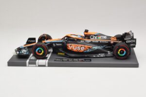 McLaren MCL36 O. Piastri Abu Dhabi Test 2022 Minichamps 1:18 537221828 Resin — billede 3 af 7