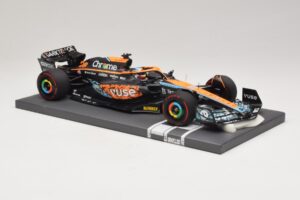McLaren MCL36 O. Piastri Abu Dhabi Test 2022 Minichamps 1:18 537221828 Resin — billede 4 af 7