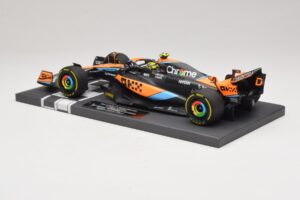 McLaren MCL60 #4 L. Norris 2nd Place Hungarian GP 2023 Minichamps 1:18 537233004 Resin — billede 5 af 7
