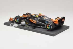 McLaren MCL60 #4 L. Norris 2nd Place Japanese GP 2023 Minichamps 1:18 537233504 Resin — billede 5 af 7