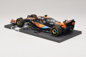McLaren MCL60 #81 O. Piastri Hungarian GP 2023 Minichamps 1:18 537233081 Resin — billede 5 af 7