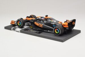 McLaren MCL60 #81 O. Piastri Japanese GP 2023 Minichamps 1:18 537233581 Resin — billede 5 af 7