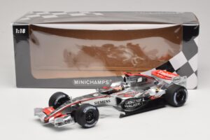 McLaren MP4/21 #3 K. Raikkonen 2006 Minichamps 1:18 530061803 Resin — billede 7 af 7