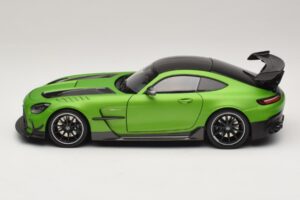 Mercedes AMG GT Black Series C190 Matt Green Metallic Minichamps 1:18 110032022 Metal — billede 4 af 8
