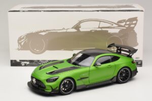 Mercedes AMG GT Black Series C190 Matt Green Metallic Minichamps 1:18 110032022 Metal — billede 8 af 8