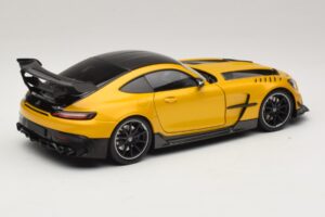 Mercedes AMG GT Black Series C190 Solarbeam Yellow Metallic Minichamps 1:18 110032021 Metal — billede 3 af 8