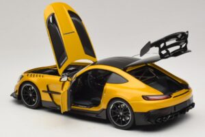 Mercedes AMG GT Black Series C190 Solarbeam Yellow Metallic Minichamps 1:18 110032021 Metal — billede 5 af 8