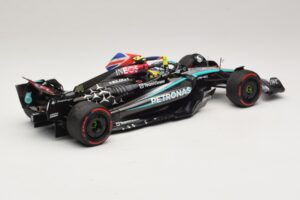 Mercedes AMG Petronas W15 E Performance L. Hamilton Winner British GP 2024 Minichamps 1:18 110241244 Resin — billede 2 af 7