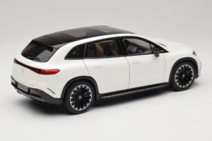 Mercedes EQS SUV X296 Manufaktur Diamond White NZG 1:18 B66960590 Metal — billede 3 af 8