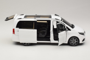 Mercedes V-Class W447 AMG Line Hvid Norev 1:18 183876 Metal — billede 4 af 8