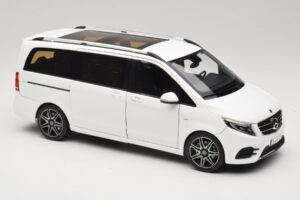 Mercedes V-Class W447 AMG Line Hvid Norev 1:18 183876 Metal — billede 6 af 8