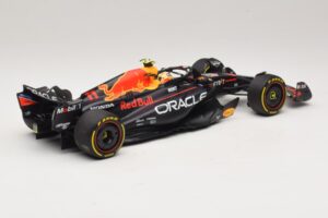 Oracle Red Bull Racing RB19 S. Perez Abu Dhabi GP 2023 Minichamps 1:18 110232311 Resin — billede 2 af 7