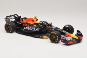Oracle Red Bull Racing RB19 S. Perez Abu Dhabi GP 2023 Minichamps 1:18 110232311 Resin — billede 4 af 7