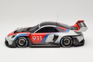 Porsche 911 992 GT3 R Rennsport GT Spirit 1:18 GT495 Resin — billede 3 af 6