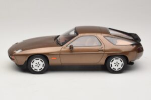 Porsche 928 S Tobacco Metallic GT Spirit 1:18 GT1005 Resin — billede 3 af 6