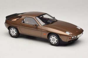 Porsche 928 S Tobacco Metallic GT Spirit 1:18 GT1005 Resin — billede 4 af 6