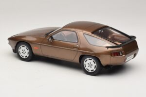 Porsche 928 S Tobacco Metallic GT Spirit 1:18 GT1005 Resin — billede 5 af 6