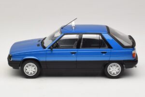 Renault 11 GTL Taxi James Bond MCG 1:18 MCG18833 Metal — billede 3 af 6