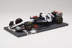 Scuderia AlphaTauri AT04 D. Ricciardo Hungarian GP 2023 Minichamps 1:18 117231203 Resin
