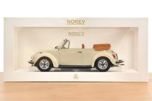 Volkswagen 1303 Cabriolet Cream White Norev 1:18 188535 Metal — billede 2 af 2