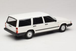 Volvo 740 GL Stationcar Hvid Minichamps 1:18 155171772 Metal — billede 2 af 6