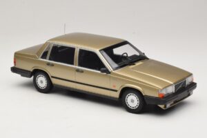 Volvo 740 GL Guld Minichamps 1:18 155171700 Metal — billede 4 af 6