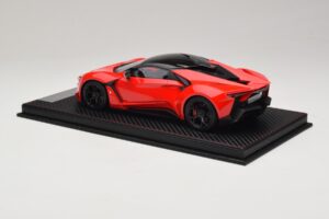 W Motors Fenyr Supersport Rød SophiArt 1:18 SA003-06 Resin — billede 4 af 6