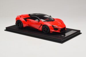 W Motors Fenyr Supersport Rød SophiArt 1:18 SA003-06 Resin — billede 5 af 6